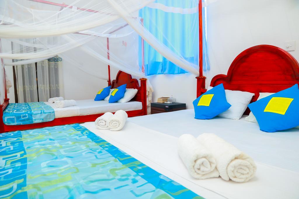 Autumn Moon Beach Cabanas Тангалле Екстер'єр фото